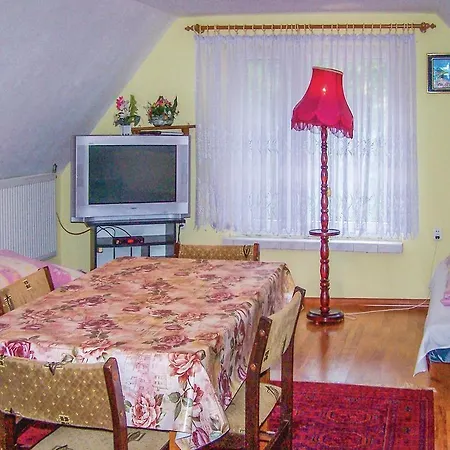 בית נופש One-bedroom Holiday In קארטוזי