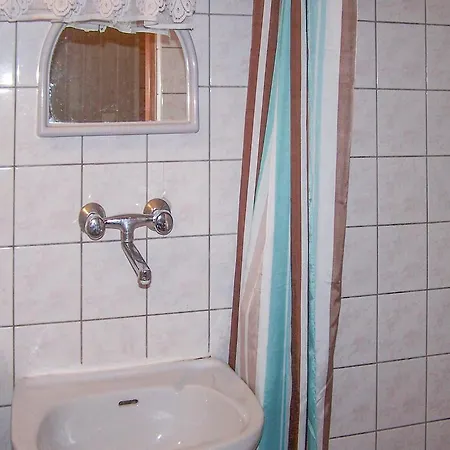 One-bedroom Holiday In קארטוזי